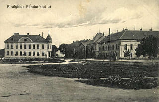 pandorfalu.jpg
