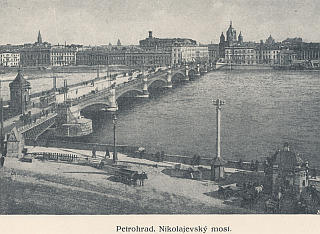 petrograd.jpg